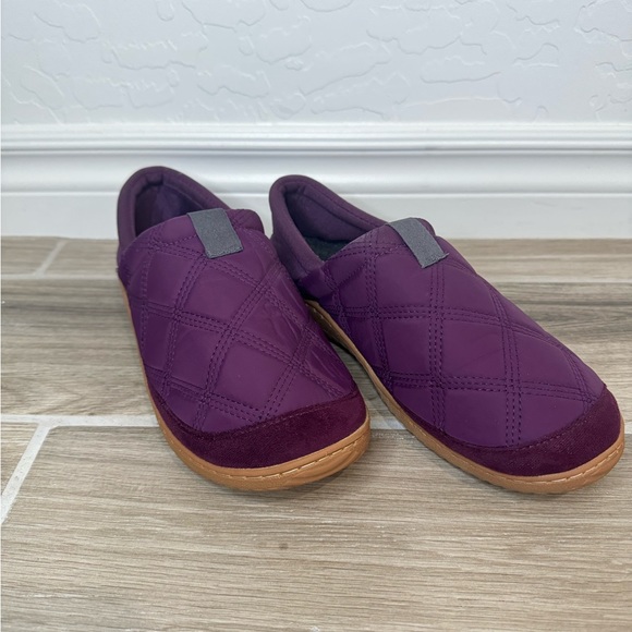 NWOT Women's River Energy Return Closed Back W/ Collapsible Heel - Picture 4 of 9